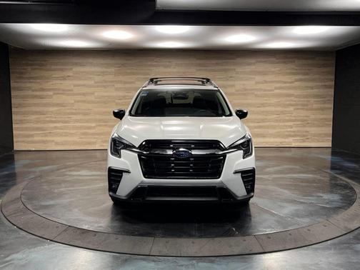 Crystal White Pearl 2024 Subaru Ascent Onyx Edition 7-Passenger