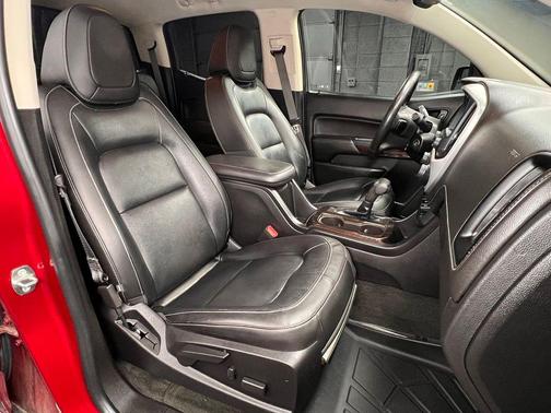Red Quartz Tintcoat 2018 GMC Canyon SLT