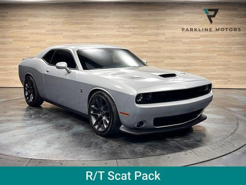 Triple Nickel Clearcoat 2023 Dodge Challenger R/T Scat Pack