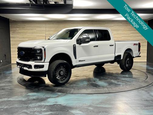 Star White Metallic Tri-Coat 2023 Ford F-250 Lariat