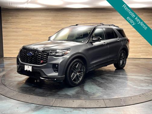 Carbonized Gray Metallic 2025 Ford Explorer ST