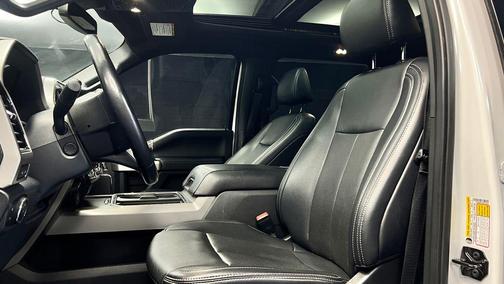 Star White Metallic Tri-Coat 2022 Ford F-250 Lariat