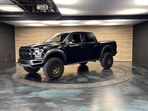 Agate Black Metallic 2020 Ford F-150 Raptor