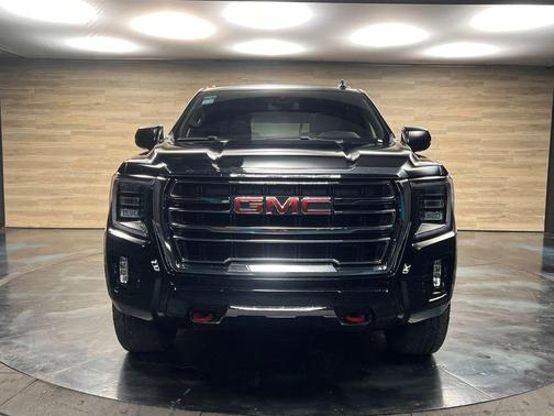 Onyx Black 2023 GMC Yukon XL 4WD AT4