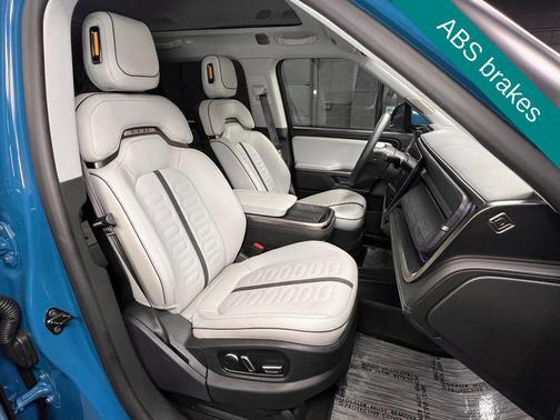 Rivian Blue 2025 Rivian R1S Adventure Dual Motor Max Pack