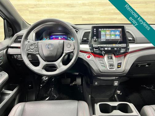 Crystal Black Pearl 2024 Honda Odyssey Sport