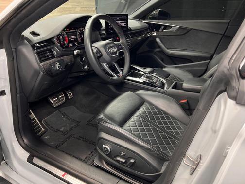 Glacier White Metallic 2024 Audi S5 Premium Plus TFSI quattro Tiptronic