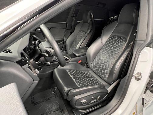 Glacier White Metallic 2024 Audi S5 Premium Plus TFSI quattro Tiptronic