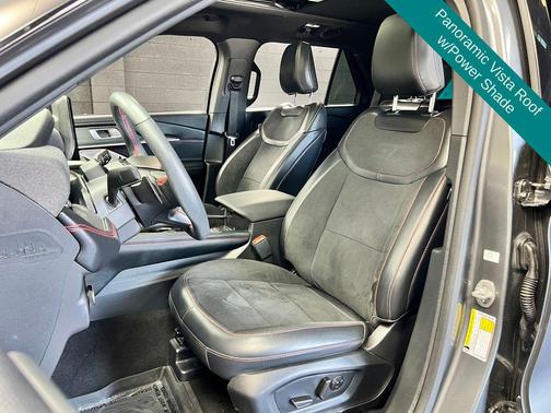 Carbonized Gray Metallic 2025 Ford Explorer ST