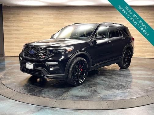 Agate Black Metallic 2022 Ford Explorer ST