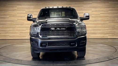 Granite Crystal Metallic Clearcoat 2024 RAM 3500 Longhorn