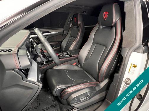 White 2019 Lamborghini Urus Base