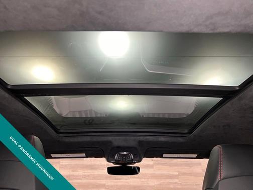 White 2019 Lamborghini Urus Base