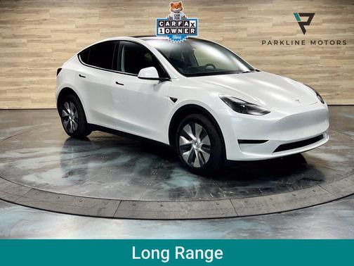 Pearl White Multi-Coat 2025 Tesla Model Y Long Range Dual Motor All-Wheel Drive