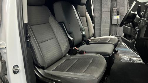 Summit White 2024 Chevrolet Silverado 2500 Custom