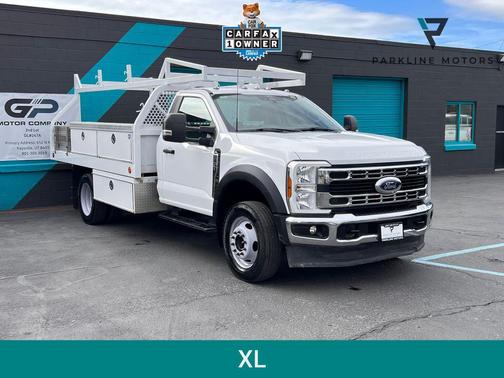 Oxford White 2024 Ford F-450 DRW