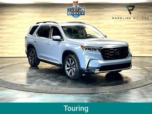 Gray 2025 Honda Pilot Touring 8-Passenger