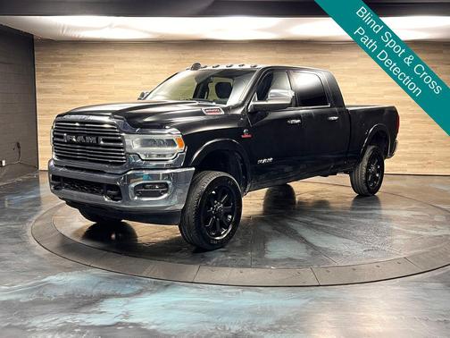 Diamond Black Crystal Pearlcoat 2019 RAM 2500 Laramie Mega Cab 4x4 6'4' Box