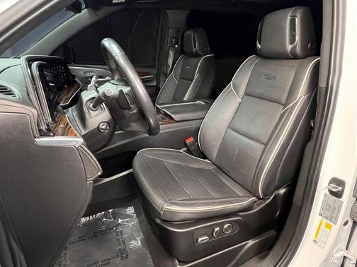 Crystal White Tricoat 2023 Cadillac Escalade Premium Luxury