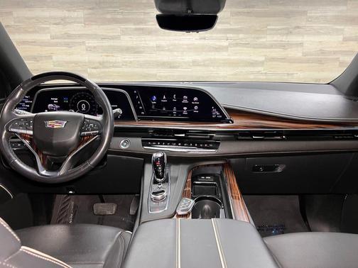 Crystal White Tricoat 2023 Cadillac Escalade Premium Luxury