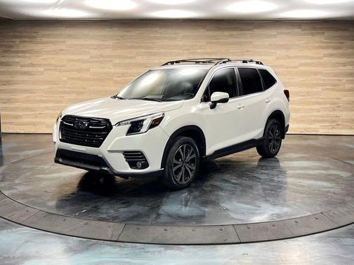 Crystal White Pearl 2022 Subaru Forester Limited