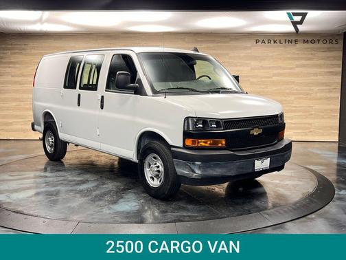 Summit White 2025 Chevrolet Express 2500 Work Van