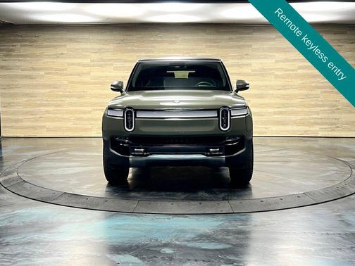 Green 2024 Rivian R1S Launch Edition Quad Motor Large Pack