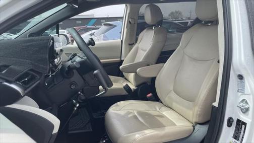 2021 Toyota Sienna Limited 7-Passenger