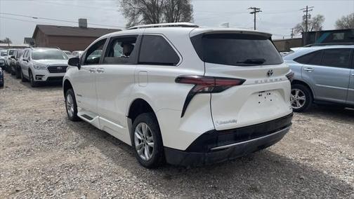2021 Toyota Sienna Limited 7-Passenger