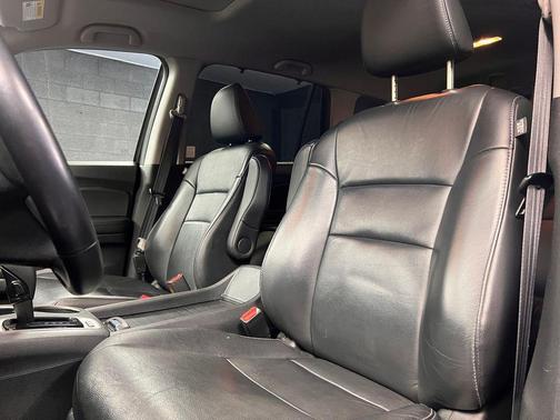 Platinum White Pearl 2020 Honda Pilot AWD EX-L