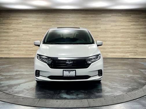 Platinum White Pearl 2022 Honda Odyssey Elite