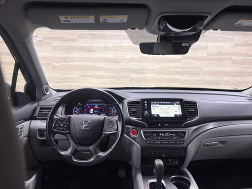 Modern Steel Metallic 2020 Honda Pilot AWD EX-L w/Navi