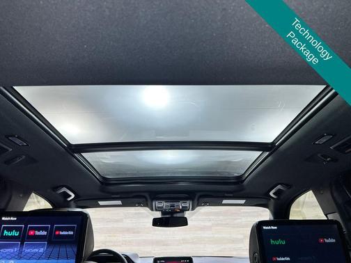 White Frost Tricoat 2024 GMC Yukon 4WD AT4
