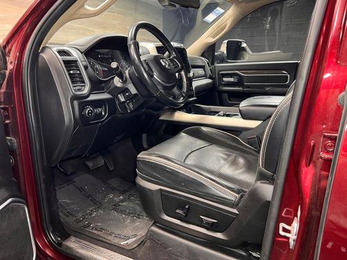 Delmonico Red Pearlcoat 2020 RAM 2500 Laramie Crew Cab 4x4 8' Box