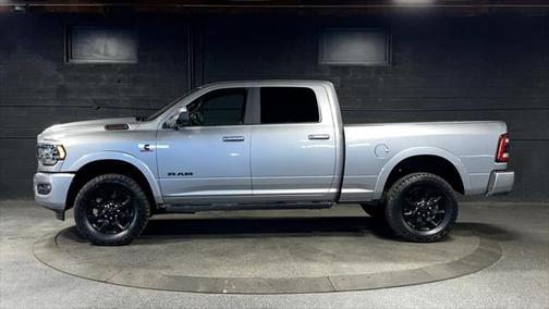 2022 RAM 3500 Limited Crew Cab 4x4 6'4' Box