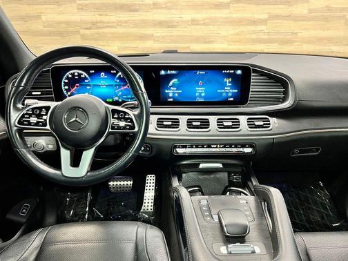 Silver 2021 Mercedes-Benz GLS 580 4MATIC
