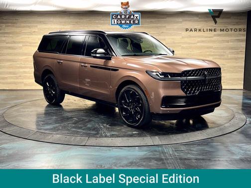 Sunrise Copper Metallic Pearlcoat 2025 Lincoln Navigator Black Label