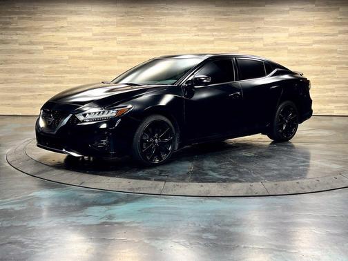 Super Black 2023 Nissan Maxima SR Xtronic CVT