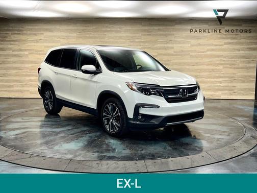 White Diamond Pearl 2019 Honda Pilot EX-L