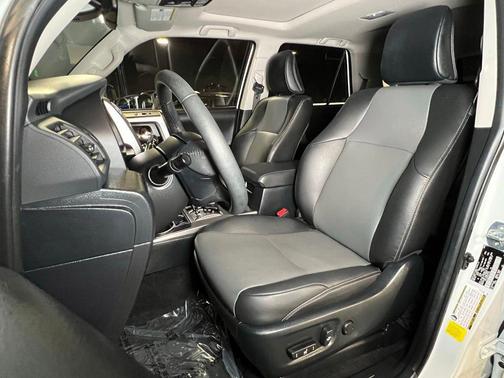 Ice Cap 2024 Toyota 4Runner SR5 Premium