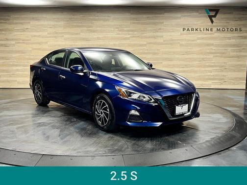Deep Blue Pearl 2020 Nissan Altima S FWD