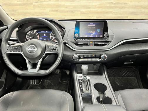 Deep Blue Pearl 2020 Nissan Altima S FWD