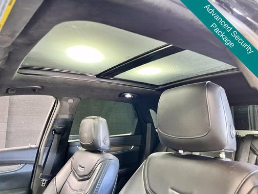 Stellar Black Metallic 2017 Cadillac XT5 Platinum