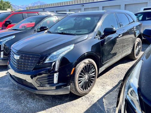 Stellar Black Metallic 2017 Cadillac XT5 Platinum