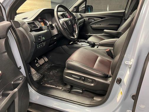 Crystal Black Pearl 2023 Honda Ridgeline Black