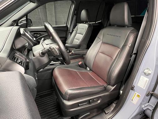 Crystal Black Pearl 2023 Honda Ridgeline Black