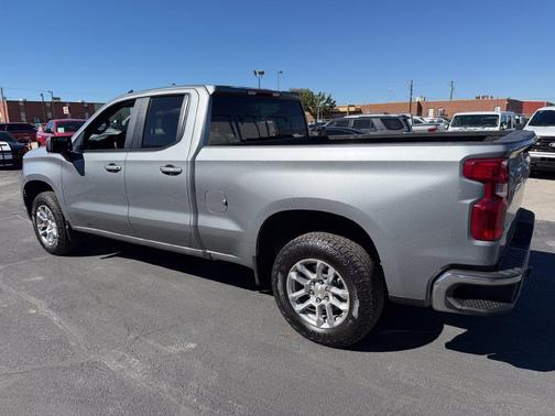 Sterling Gray Metallic 2025 Chevrolet Silverado 1500 LT