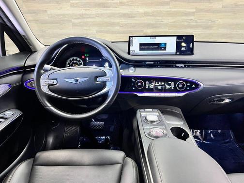 Vik Black 2025 Genesis GV70 2.5T AWD