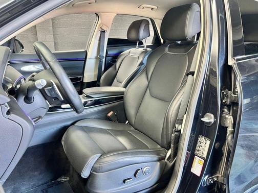 Vik Black 2025 Genesis GV70 2.5T AWD