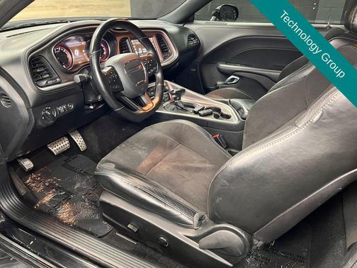 Sinamon Stick 2022 Dodge Challenger R/T Scat Pack Widebody